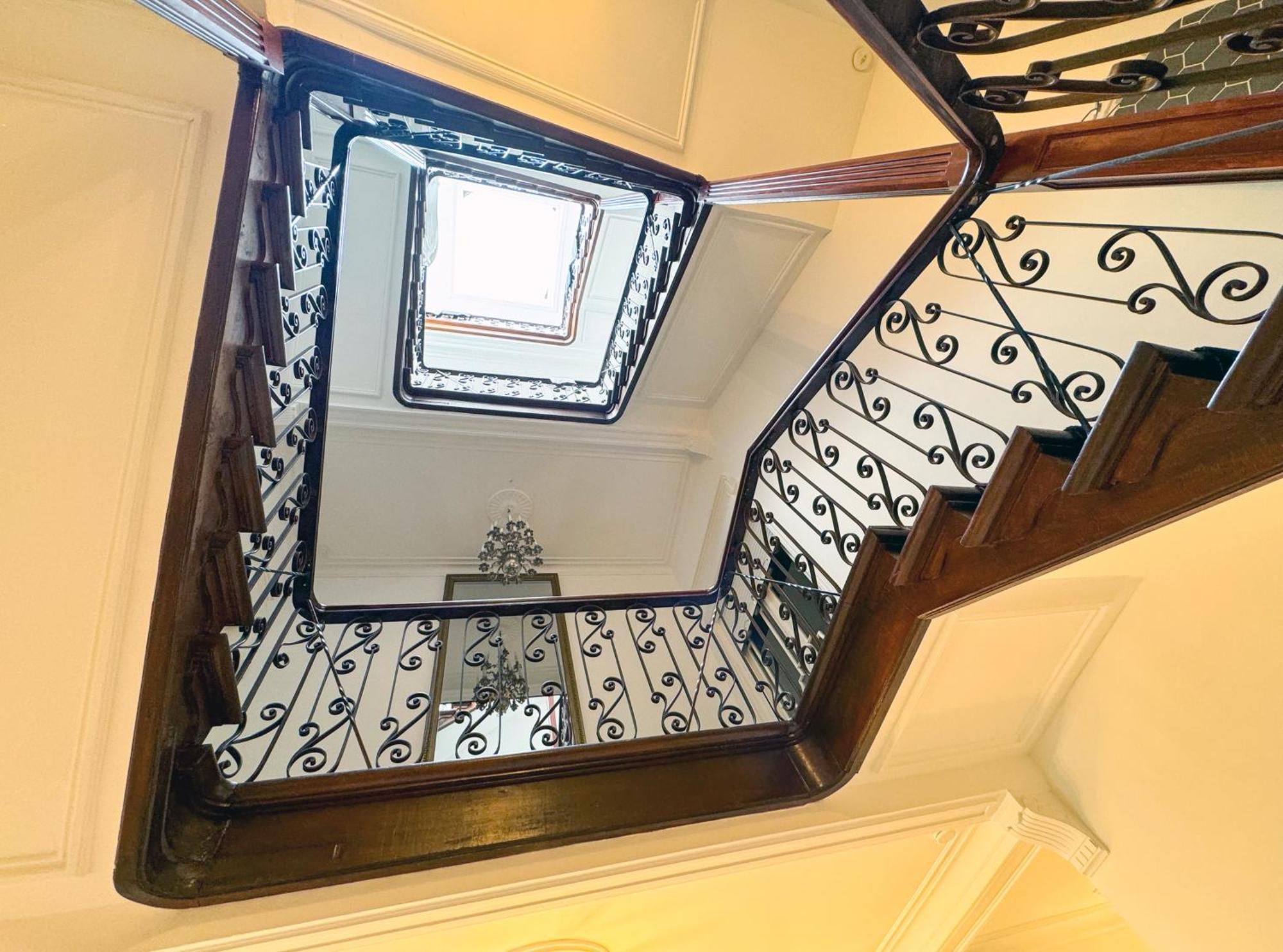Your Homestay In A Bibliophile Mansion Antwerpen Kültér fotó